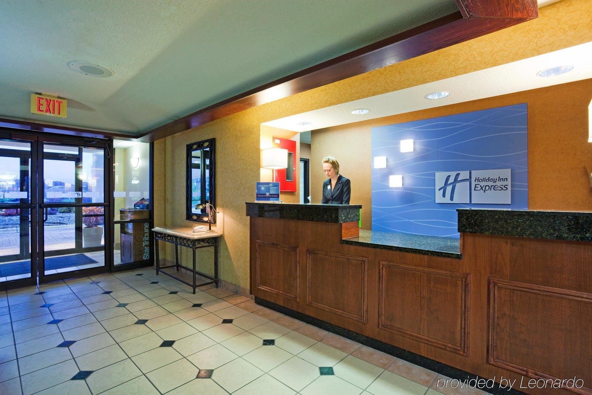 Holiday Inn Express Hotel & Suites Minneapolis-Golden Valley, An Ihg Hotel Inreriör bild